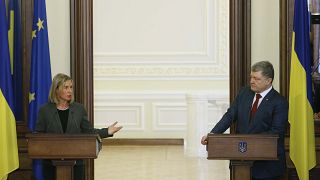 Могерини обещает поддержать Украину