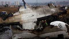 Flugzeugunglück in Nepal: Missverständnisse zwischen Pilot und Tower?