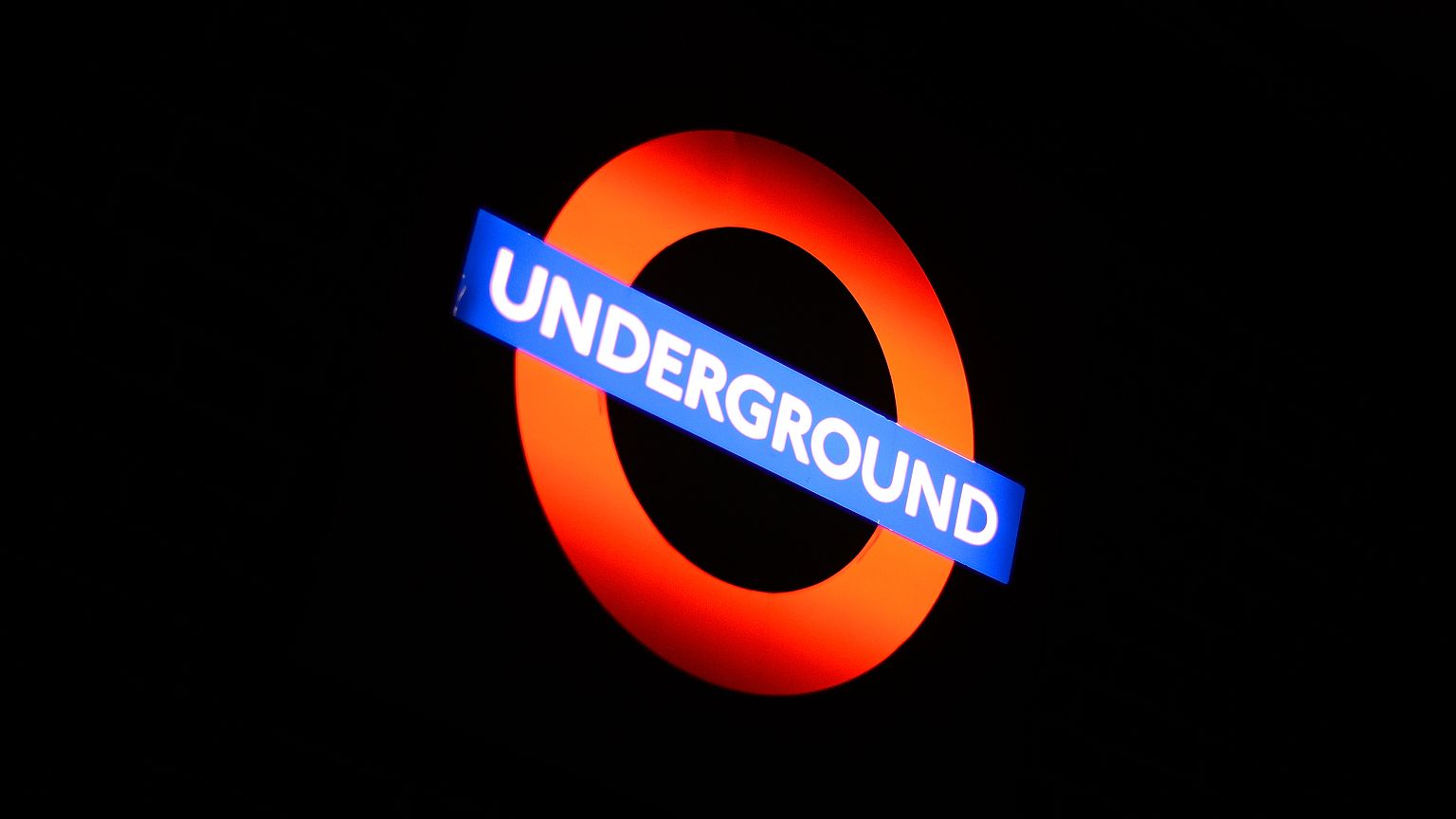 London metro bans French adverts attracting British companies after Brexit