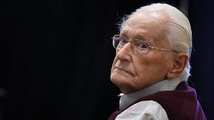 Meghalt az „auschwitzi könyvelő”