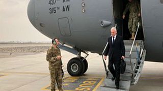 Ο Αμερικανός υπουργός Άμυνας στην Καμπούλ
