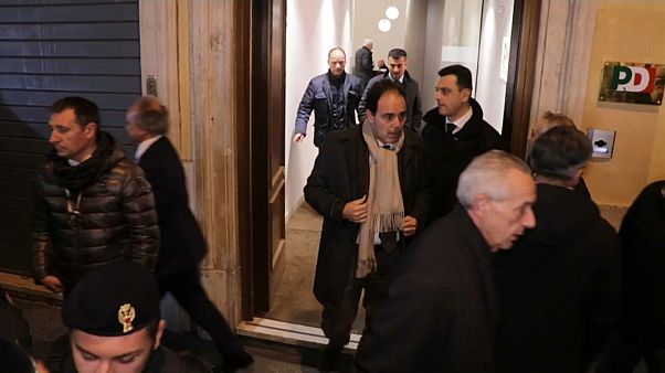 Демократическая партия - против альянсов Демократическая партия - против альянсов