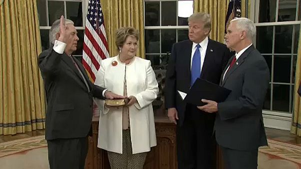 Trump menesztette a külügyminisztert Trump menesztette a külügyminisztert