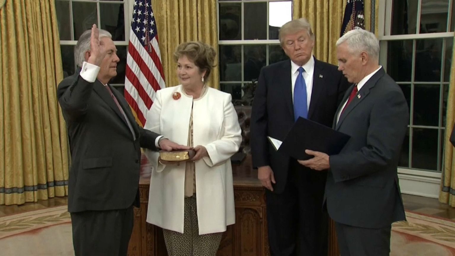 Tillerson thanks everyone except Trump