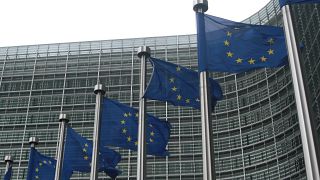 الاتحاد الأوروبي يشدد على ضرورة اعتماد الحل السياسي في سوريا