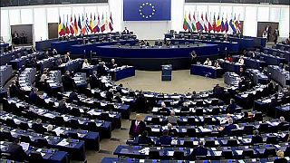 برلمان أوروبا يشدد اللهجة ضد المملكة المتحدة