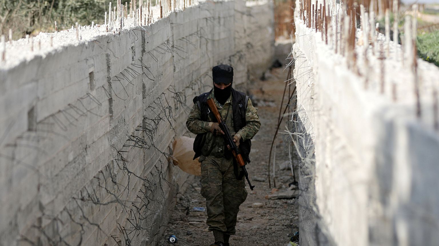 Συρία: Υπό τουρκική πολιορκία η κουρδική πόλη Αφρίν