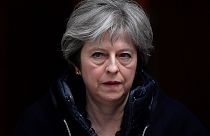 Theresa May expulsa diplomatas russos do Reino Unido