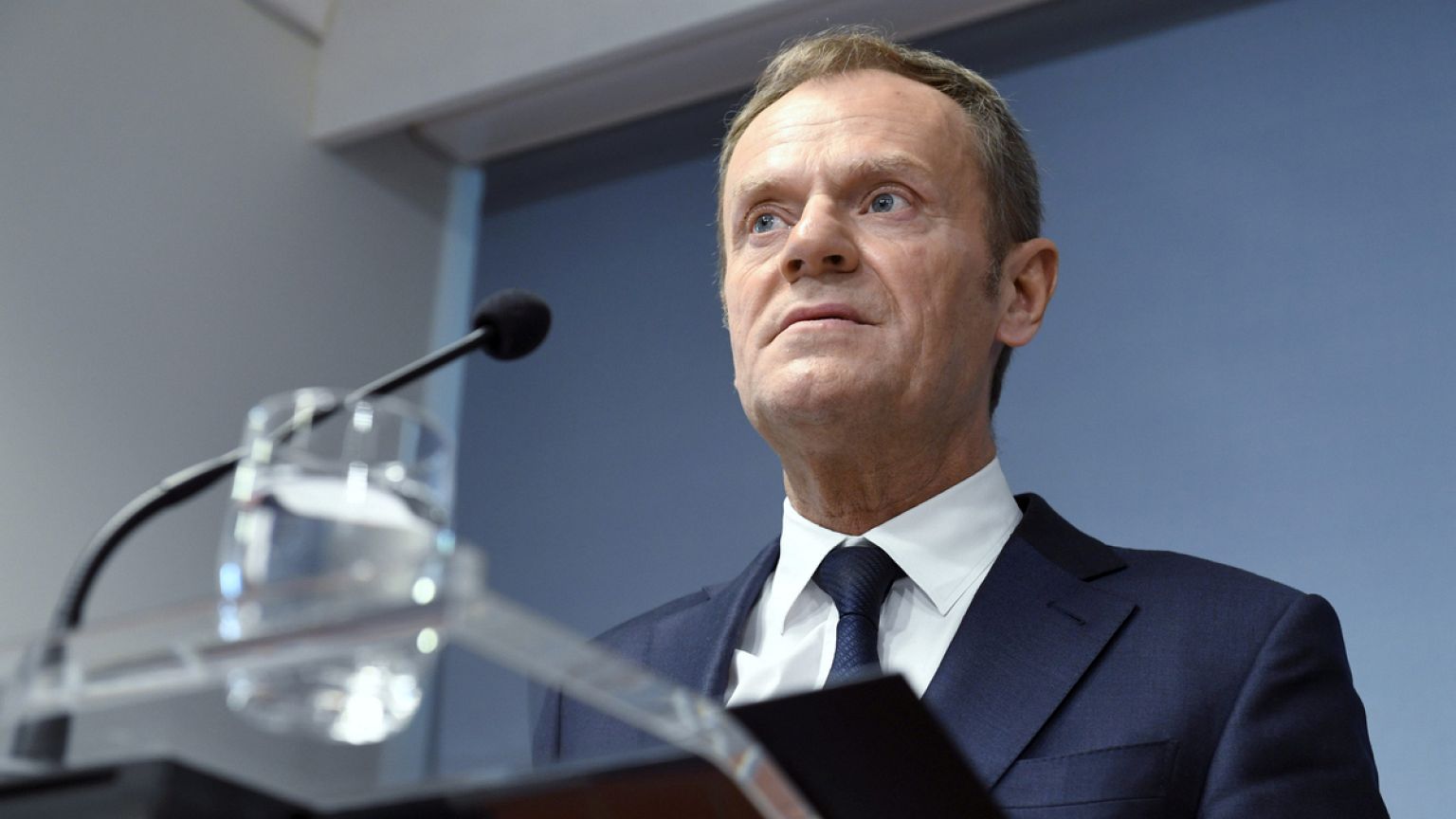 Tusk atlanti egységet sürget