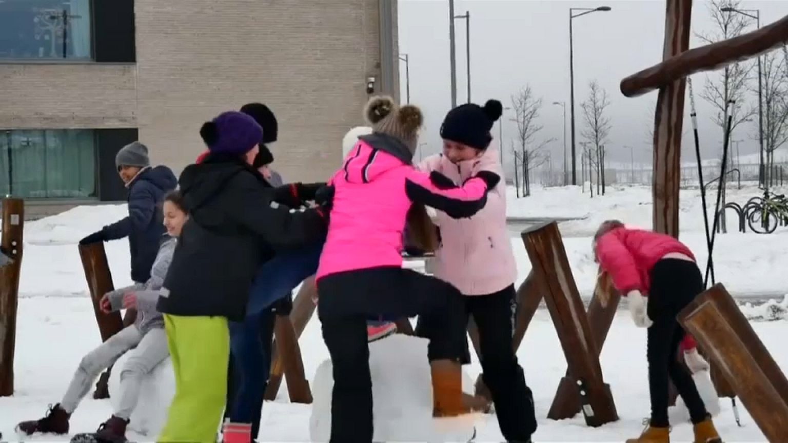 I più felici sono i finlandesi, senza sole ma con i migliori servizi