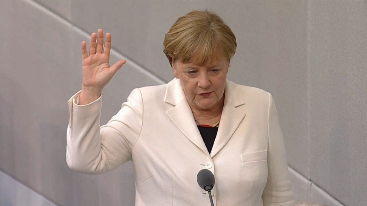 "Grande coligação" alemã começa a governar 