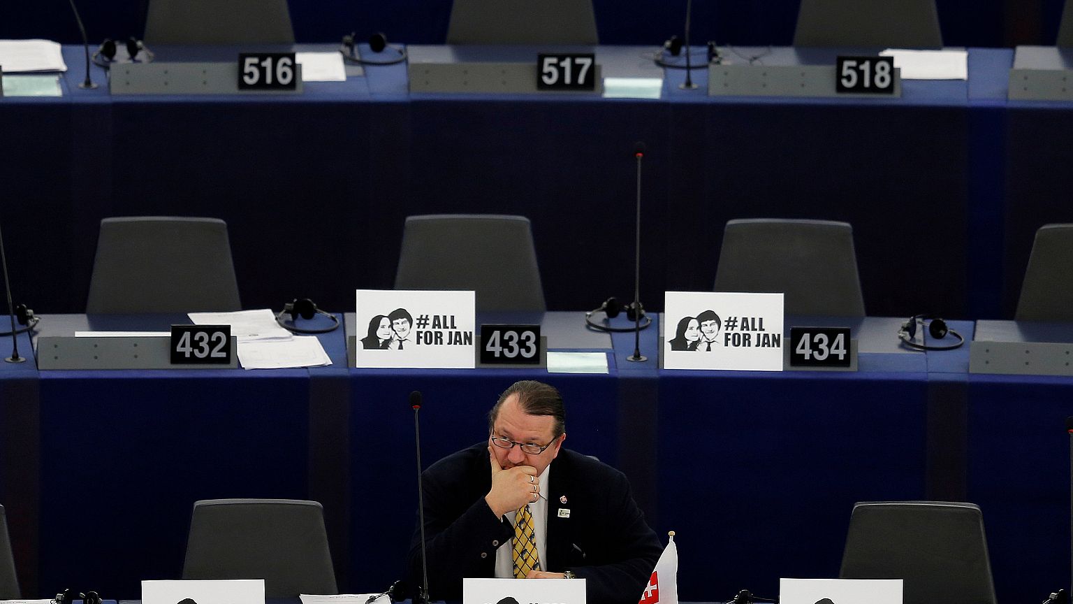 Europa urge a investigar el asesinato del periodista eslovaco