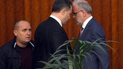 Ένταση στη βουλή λόγω των αλβανικών