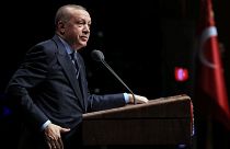 Ερντογάν: «Οι κακοί γείτονες μας έκαναν να παράξουμε δικά μας όπλα»