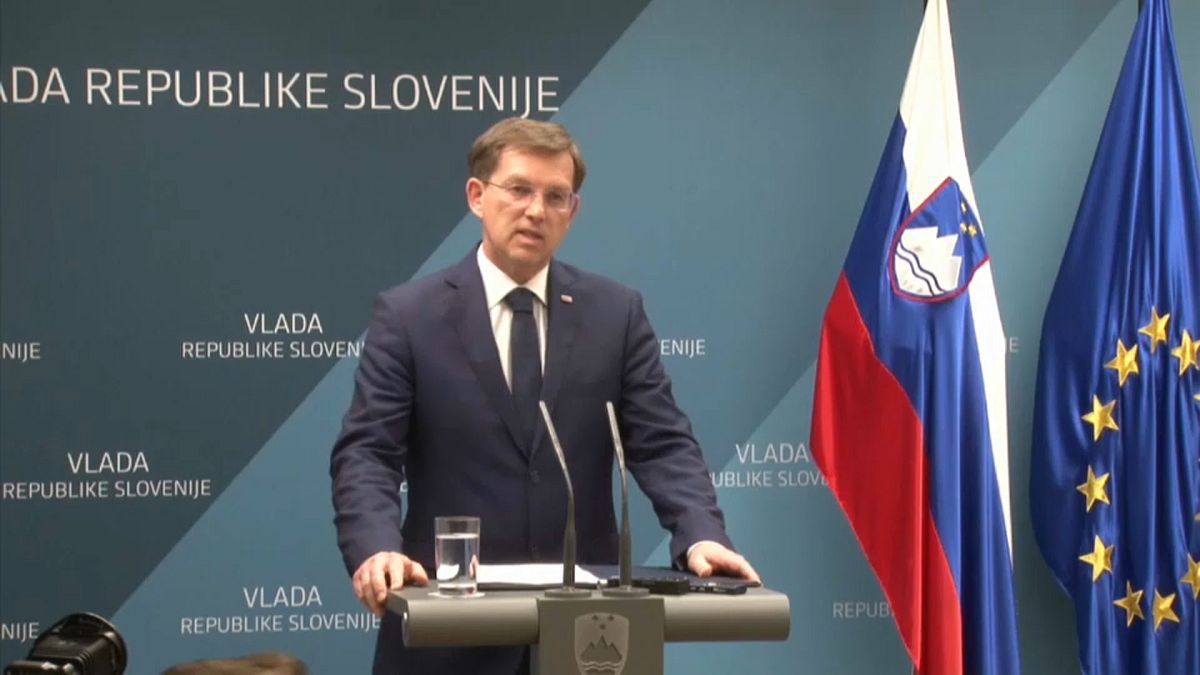 Slovenia: il premier si dimette 