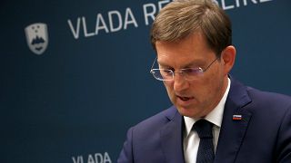 Sloweniens Ministerpräsident auf einer Pressekonferenz am Mittwoch