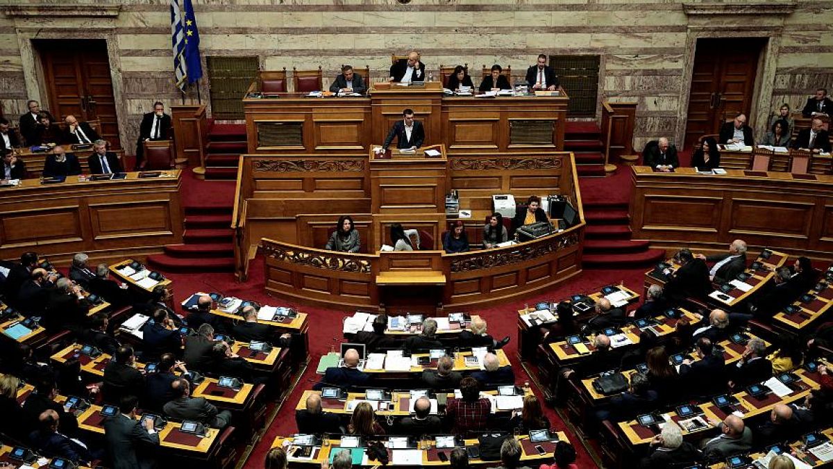 «Θύελλα» στη Βουλή για το ελληνικό ποδόσφαιρο