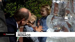 Escultura de gelo para o príncipe do Mónaco