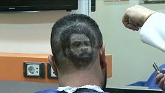 محمد صلاح على رؤوس عشاق فريق ليفربول