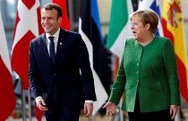 Merkels Antrittsbesuch in Paris  