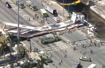 Crolla cavalcavia a Miami: almeno quattro morti