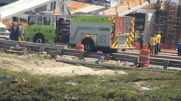 Effondrement d'un pont à Miami Effondrement d'un pont à Miami