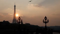 1665 Stufen: Wettlauf auf den Eiffelturm