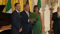 Varadkar offers shamrock to President Trump