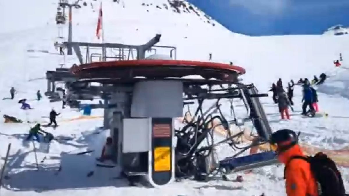 Völlig außer Kontrolle geraten: Ein Skilift im georgischen Gudauri