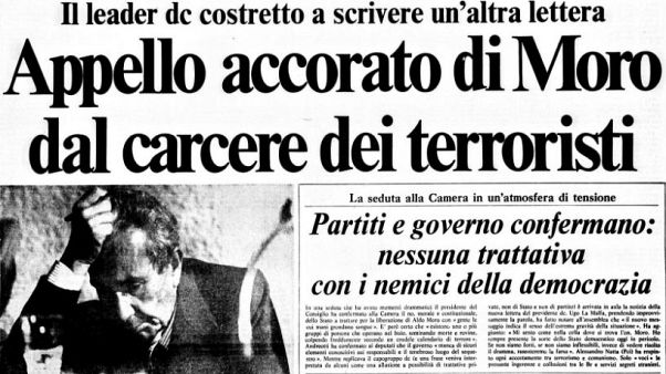 Dalla Strage di Via Fani alla Consegna di Via Caetani: la verità nascosta del Caso Moro Dalla Strage di Via Fani alla Consegna di Via Caetani: la verità nascosta del Caso Moro