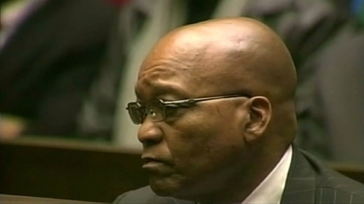 Zuma: "Estou a ser vítima de má conduta"