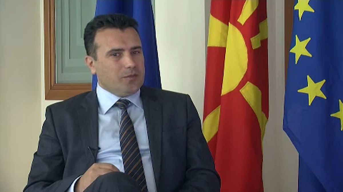 ΠΓΔΜ: Ο Ζάεφ κατηγορεί τον Ιβάνοφ για παραβίαση του Συντάγματος