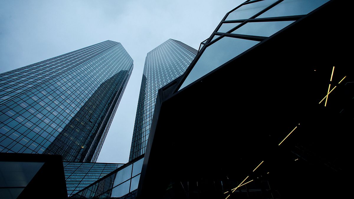 Deutsche Bank: Μπόνους 2,2 δις € στο προσωπικό