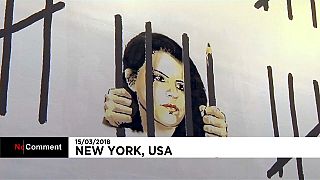  Banksy protestiert gegen Verhaftung einer kurdischen Künstlerin