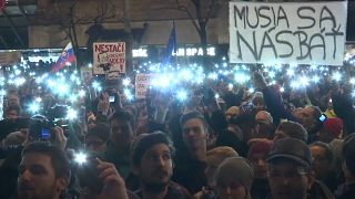 Tens of thousands demand snap elections in Slovakia