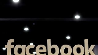 Facebook suspends Trump election campaign's political data firm