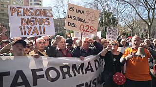 Thousands of Spanish pensioners protest over pensions