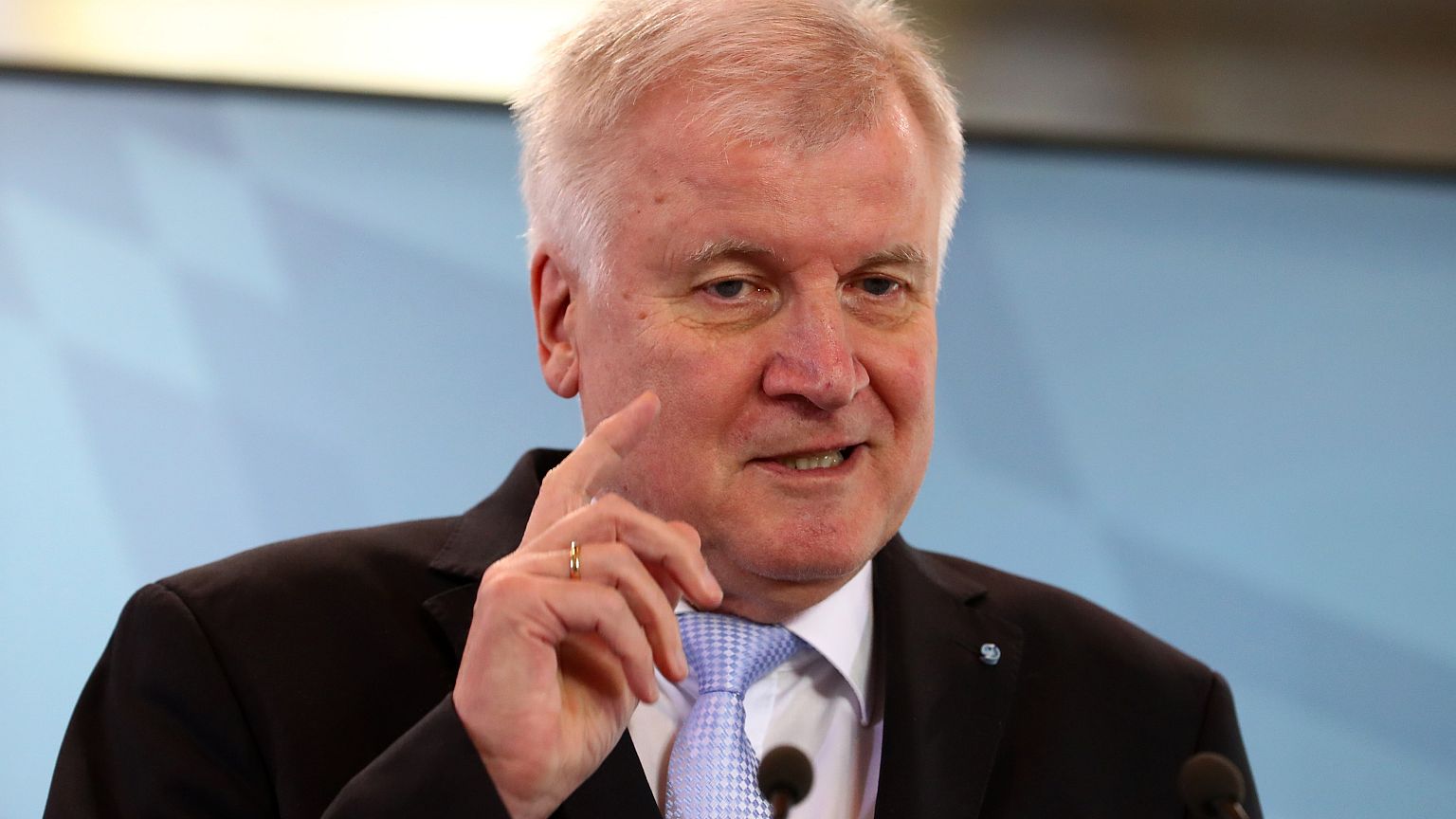 Horst Seehofer will mehr Grenzkontrollen