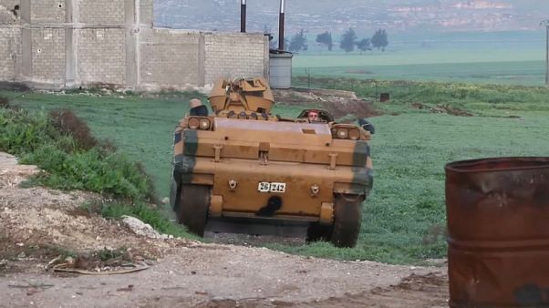 Siria, esercito turco entra ad Afrin Siria, esercito turco entra ad Afrin