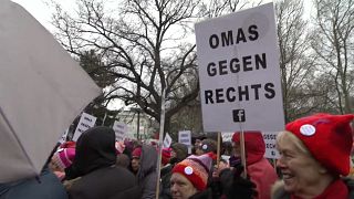 Wien: Tausende Menschen protestieren gegen Rassismus