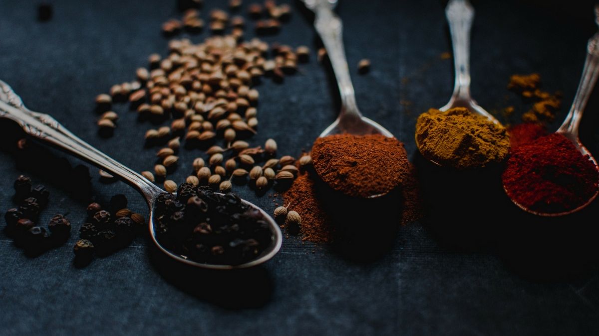A naturopath's winter health guide to spices and herbs
