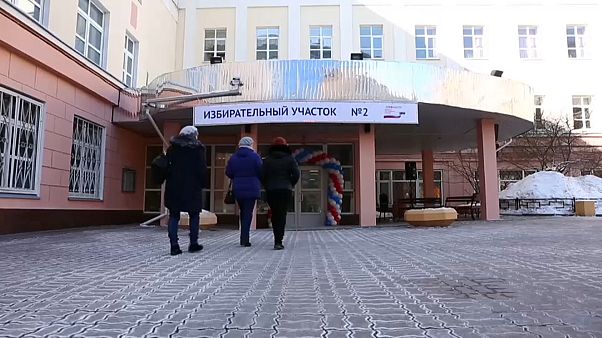 Nawalny beklagt Manipulationen bei Präsidentschaftwahl in Russland Nawalny beklagt Manipulationen bei Präsidentschaftwahl in Russland