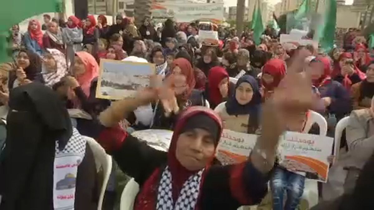 Szolidaritási tüntetés Libanonban 
