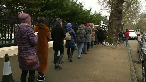 Россияне голосуют за границей Россияне голосуют за границей