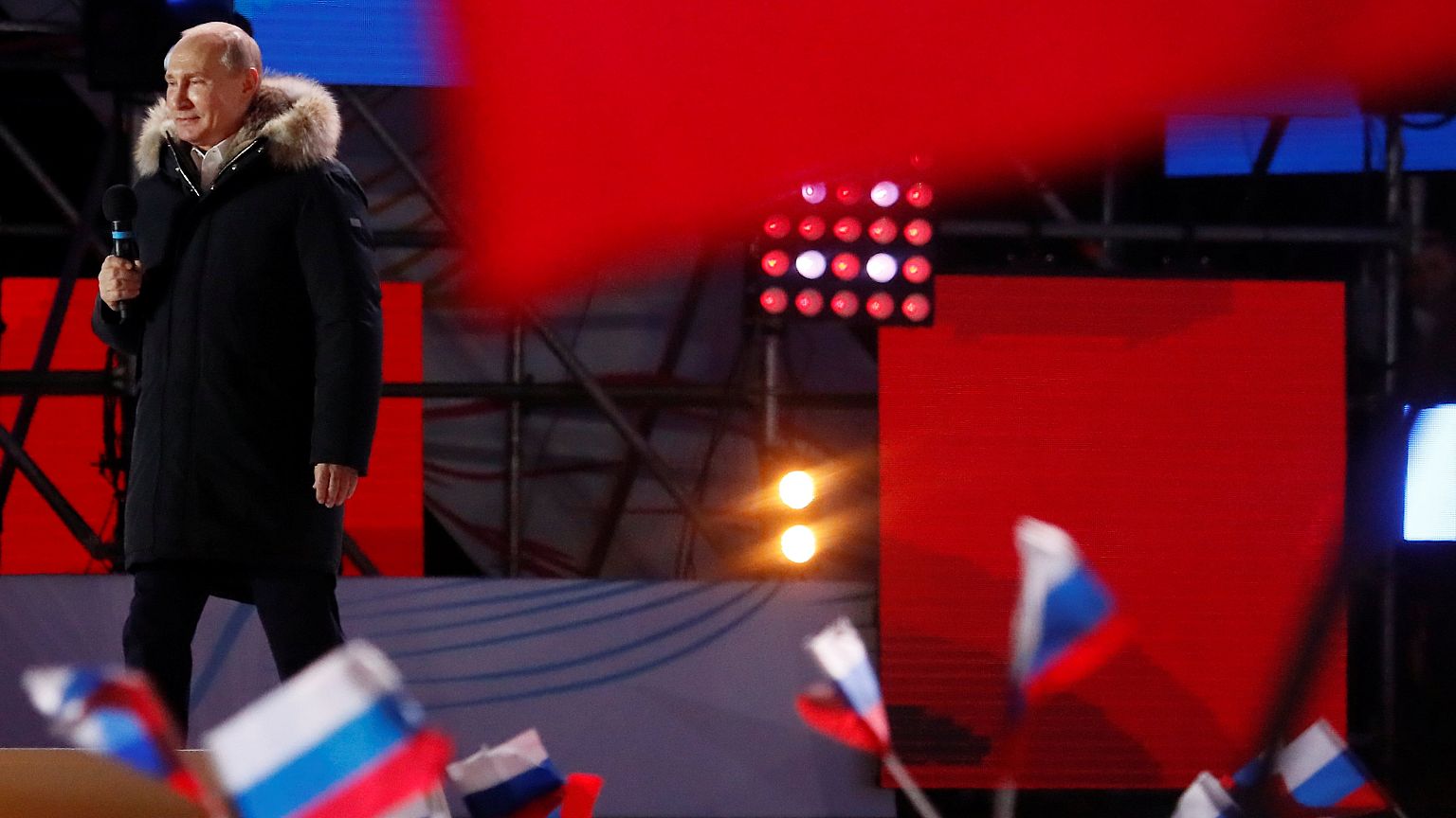 Путин остается президентом 