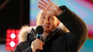 Russia election: Putin wins a landslide