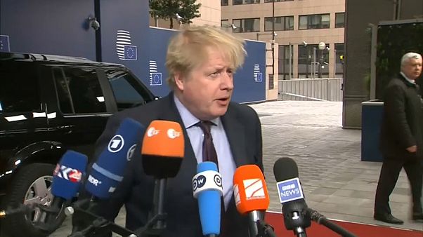Главы МИД стран-членов ЕС требуют ответов от России Главы МИД стран-членов ЕС требуют ответов от России