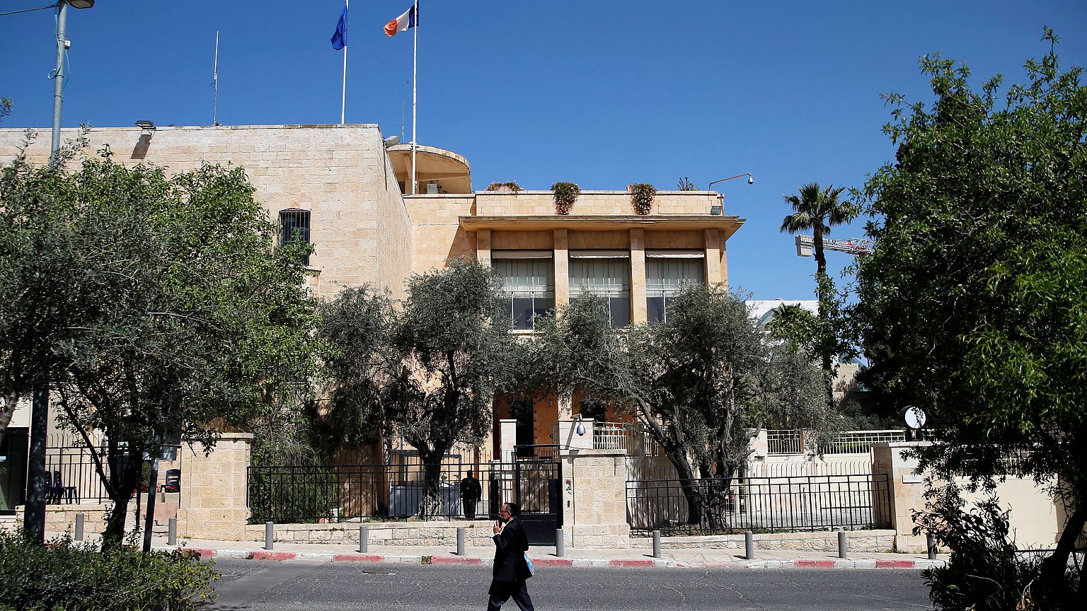 Israel arrests French citizen 'smuggling weapons to Palestinians'