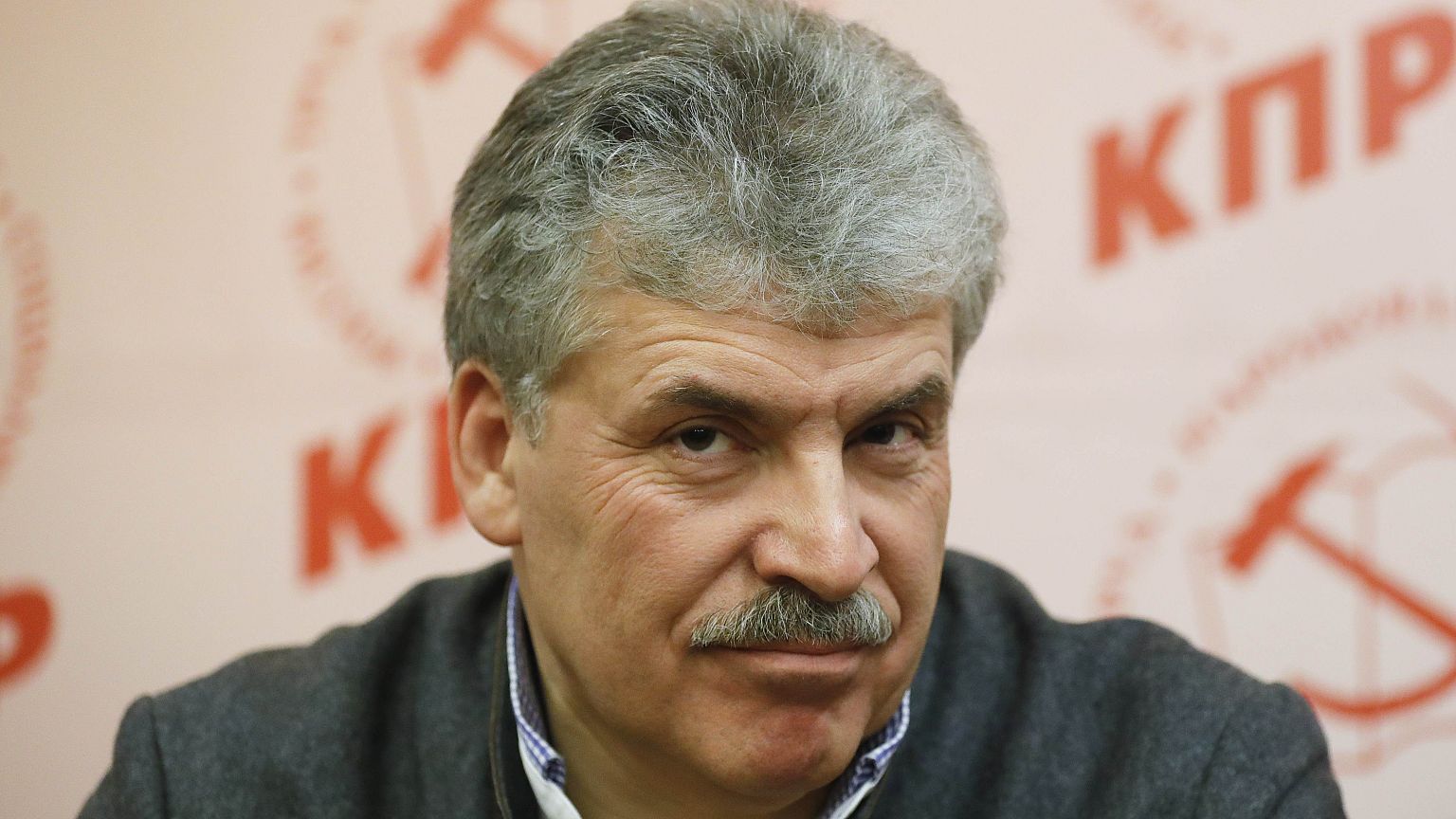 Грудинин проспорил усы видеоблогеру Дудю