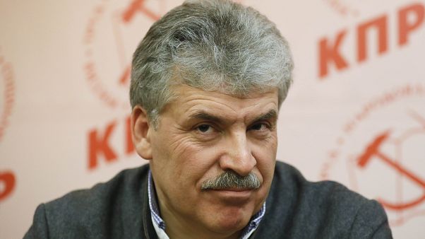 Грудинин проспорил усы видеоблогеру Дудю Грудинин проспорил усы видеоблогеру Дудю